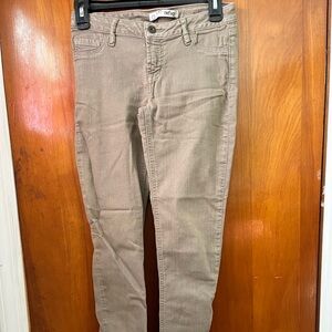 Refuge Women's Taupe/green  Skinny Jeans